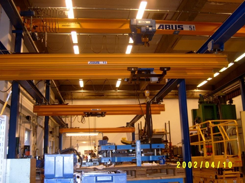 Vi reparerar och servar kransystem Vi reparerar och servar kransystem
